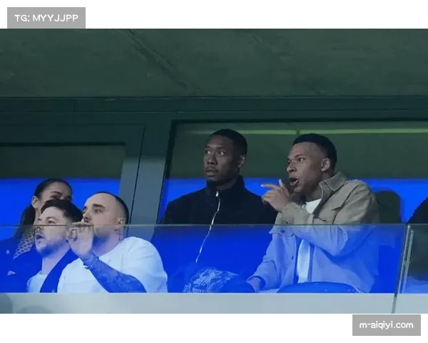 场边花絮：皇马对阵曼城，看台上出现多位NBA球星的观战身影